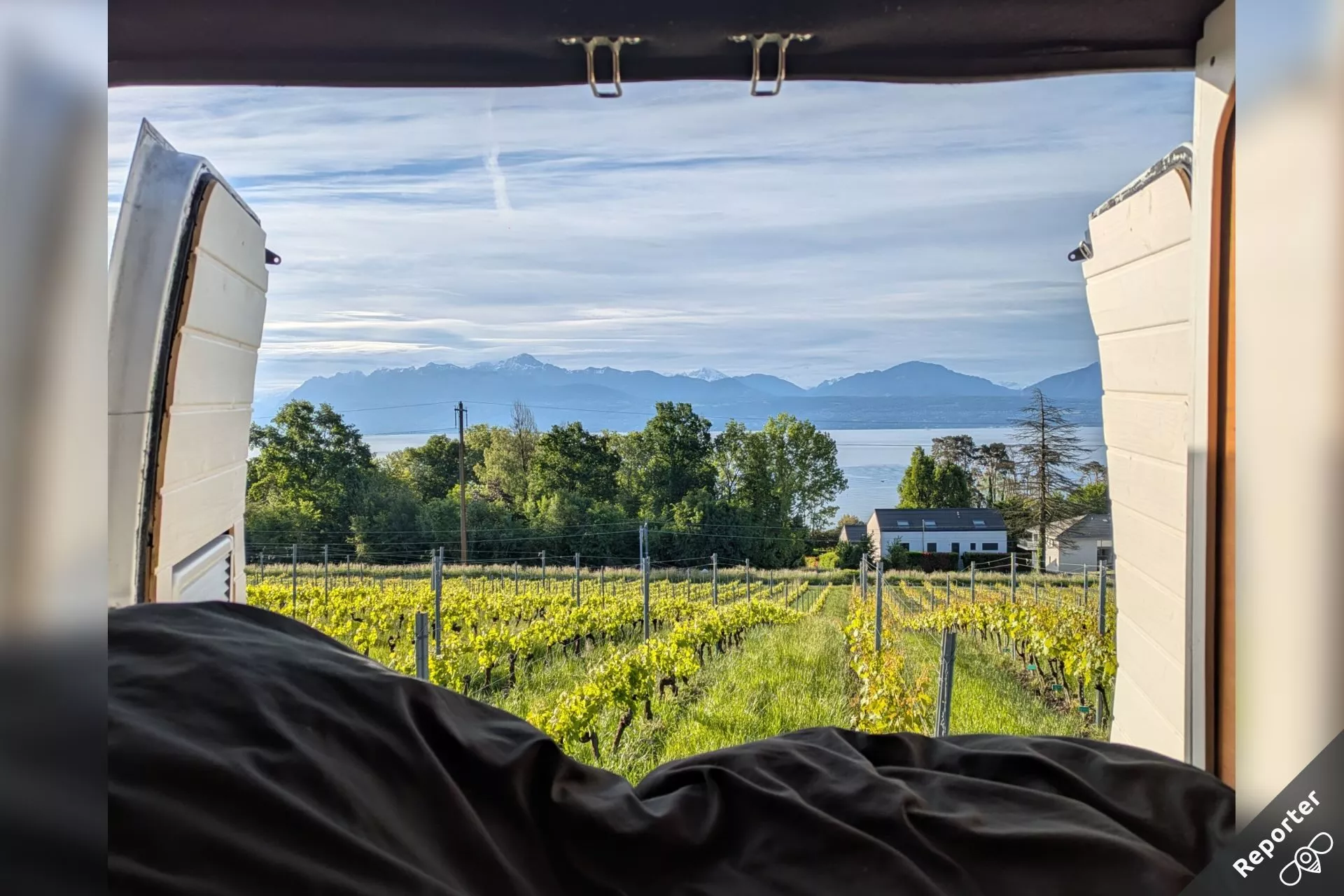 Loue ton camping-car ou ton van en Suisse